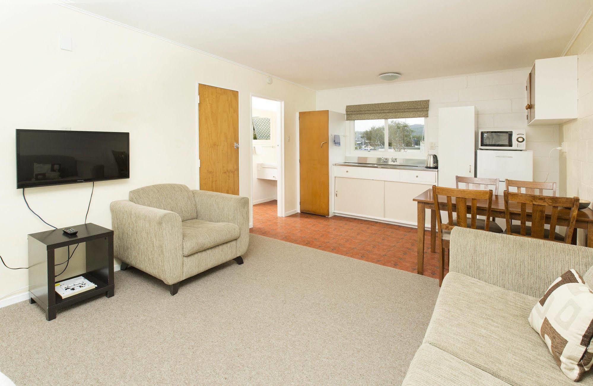 Marina Court Motel & Apartments Whangarei Kültér fotó