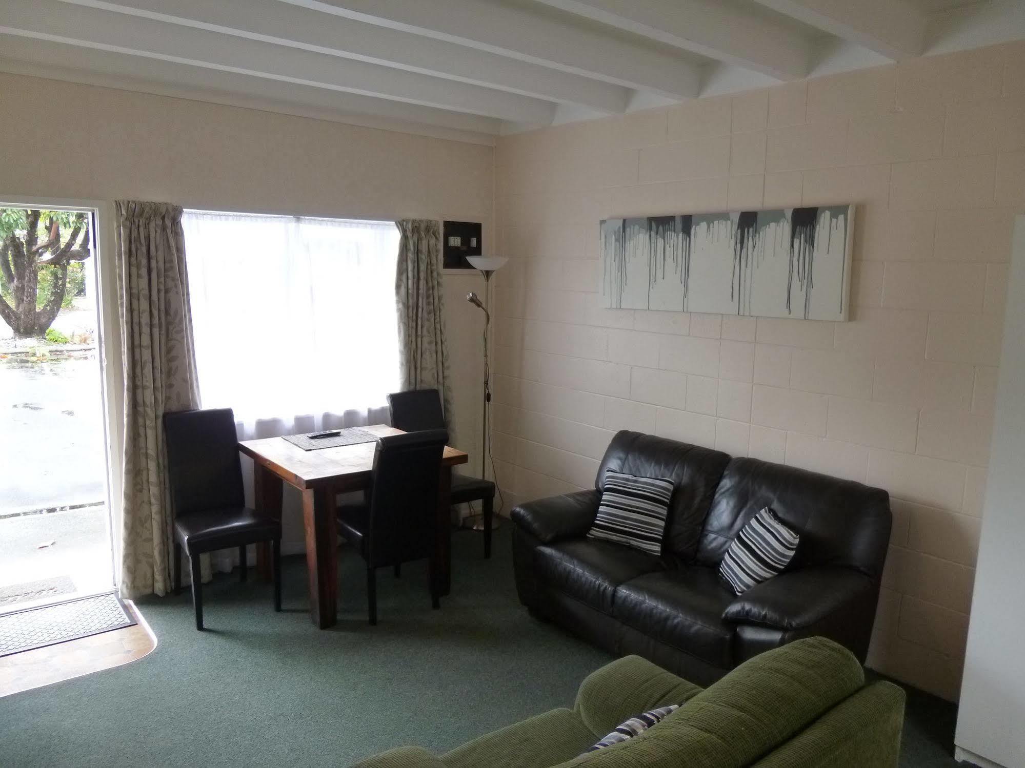 Marina Court Motel & Apartments Whangarei Kültér fotó